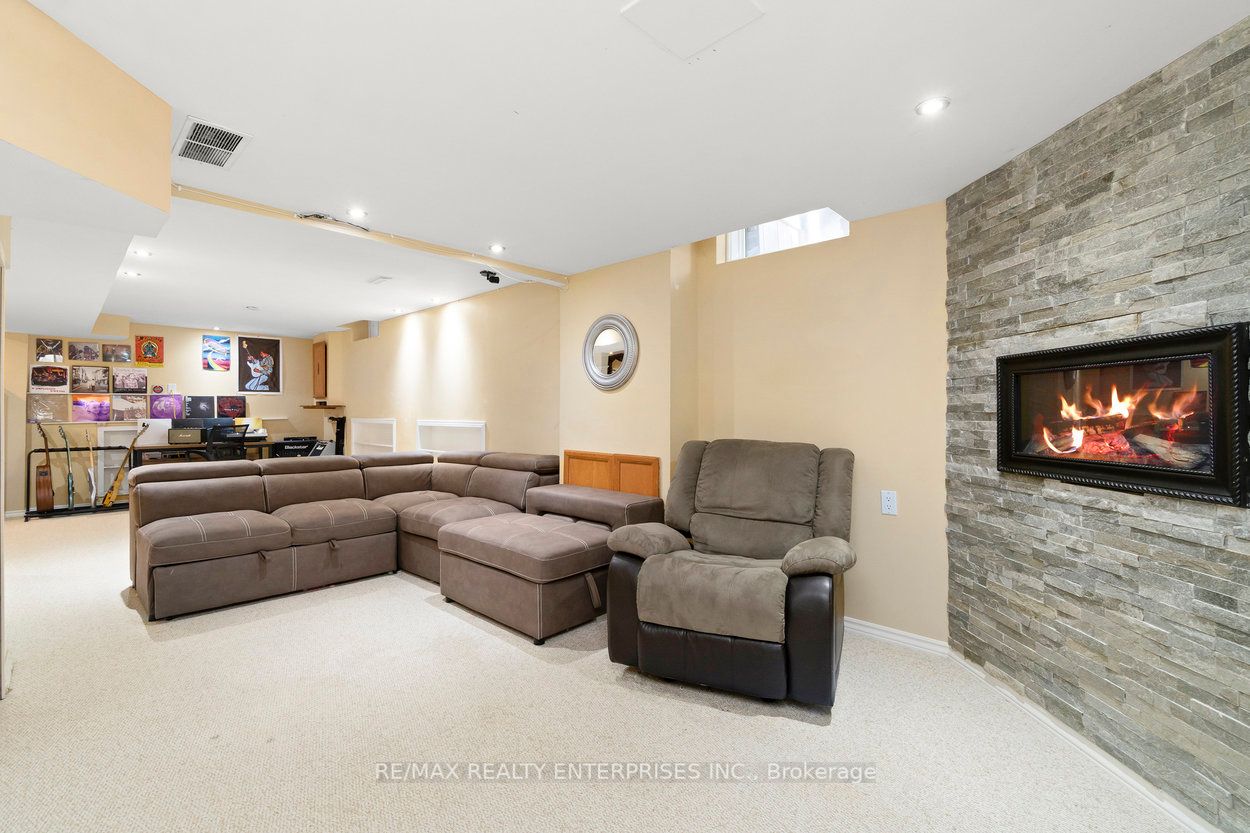 2054 Hunters Wood Drive