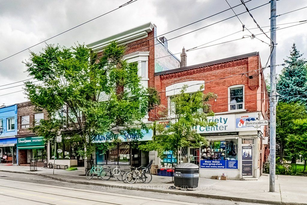 277 Roncesvalles Ave