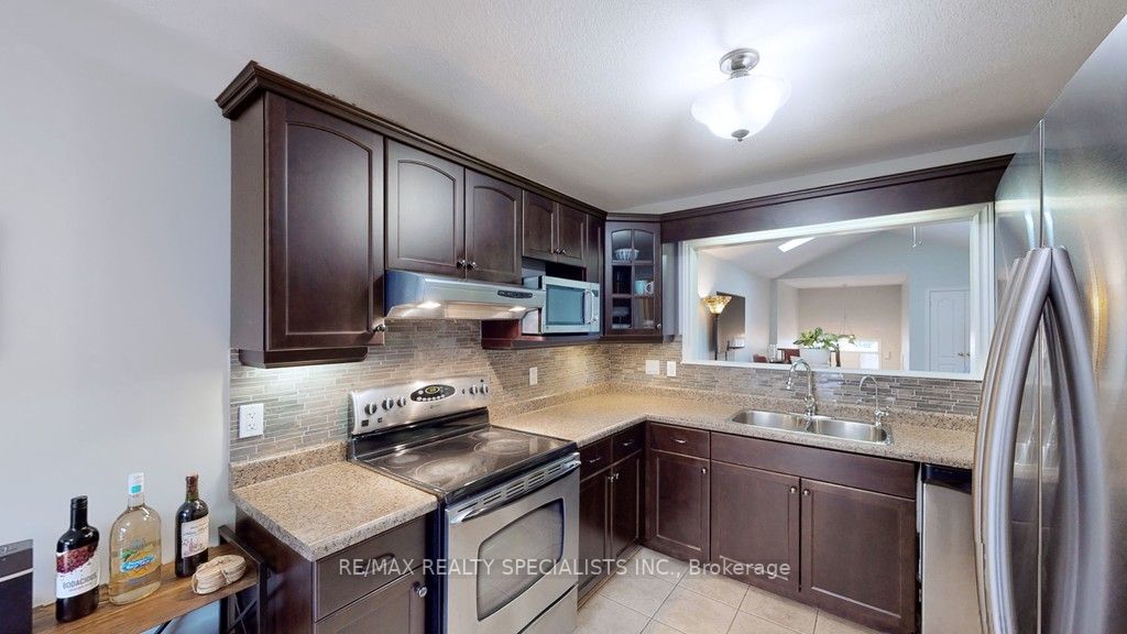 26 Murray Crt