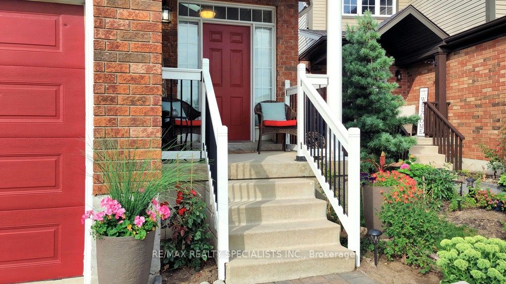 26 Murray Crt
