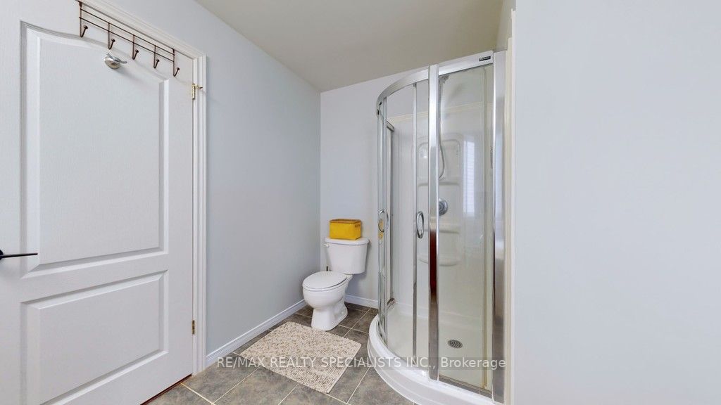 26 Murray Crt