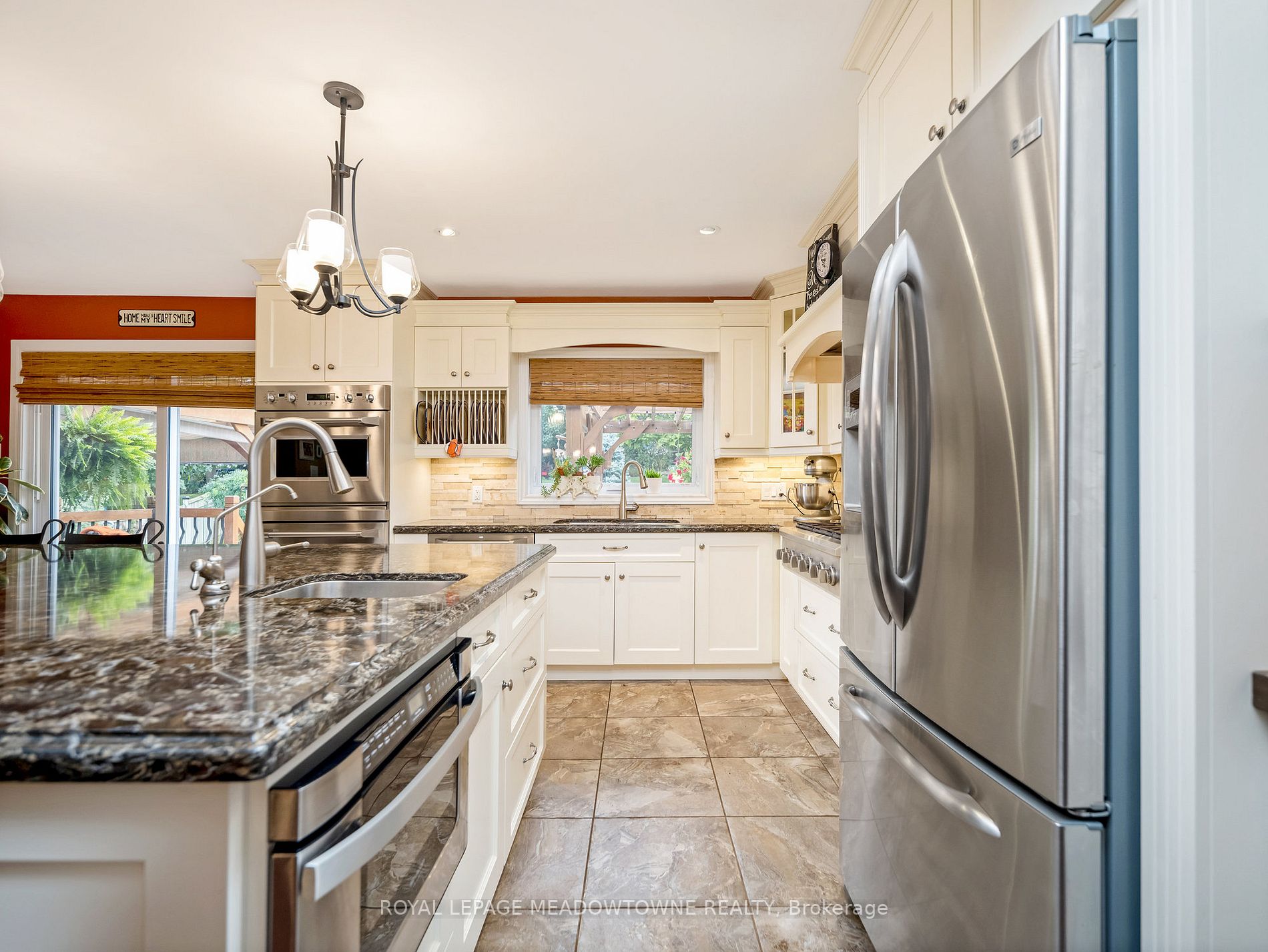 24 Hillside Dr