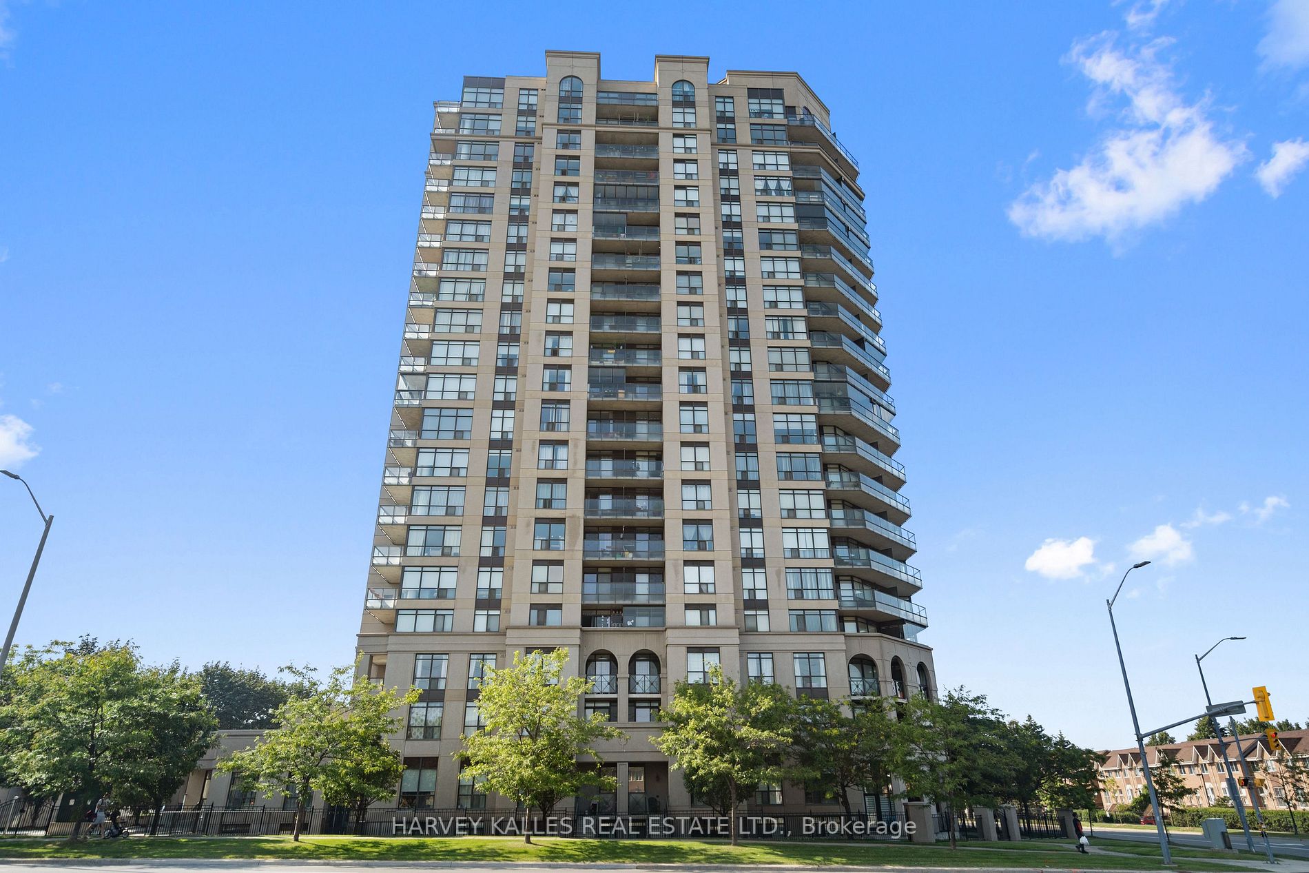 220 Forum Dr, #Ph 101