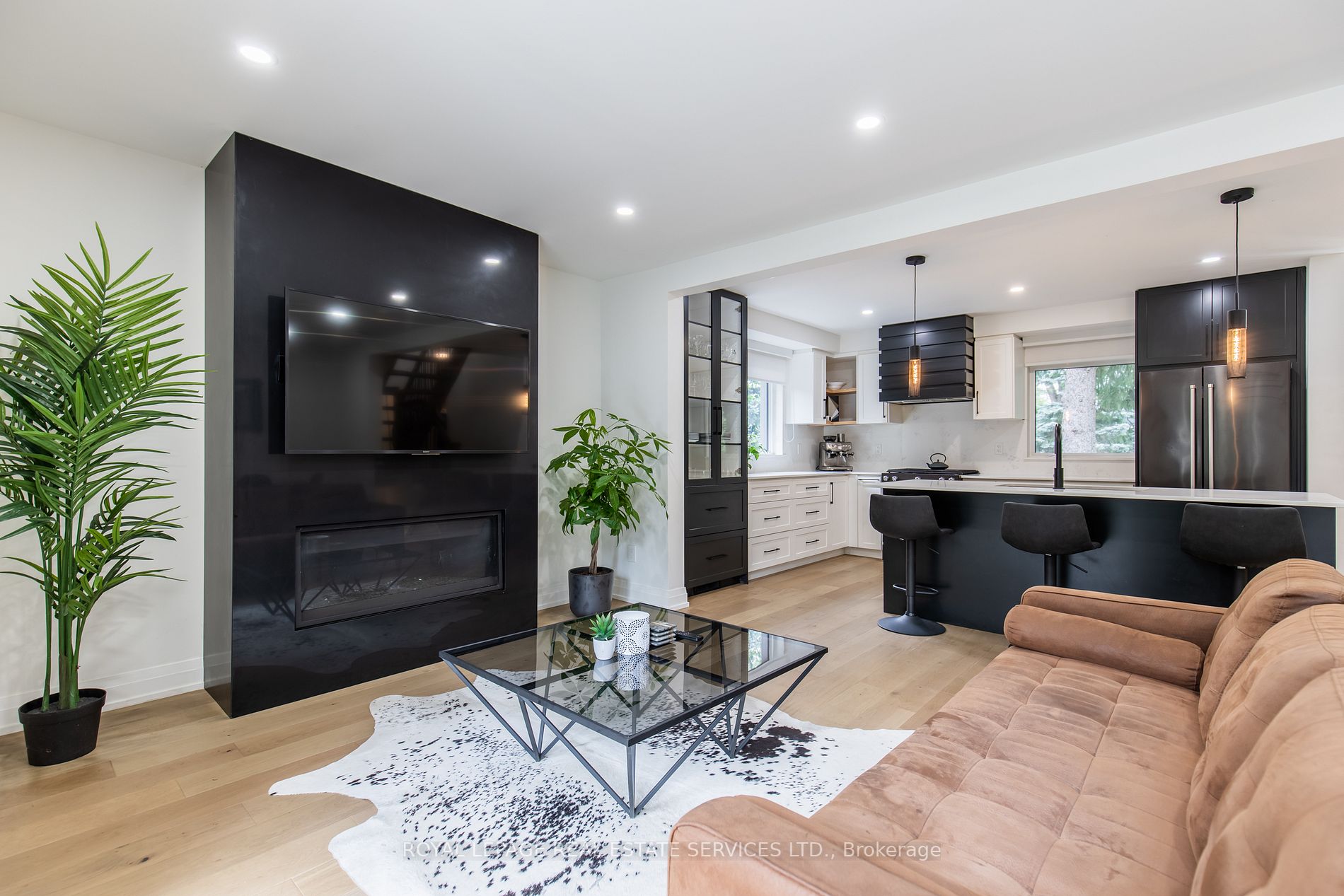 478 Beverley Dr