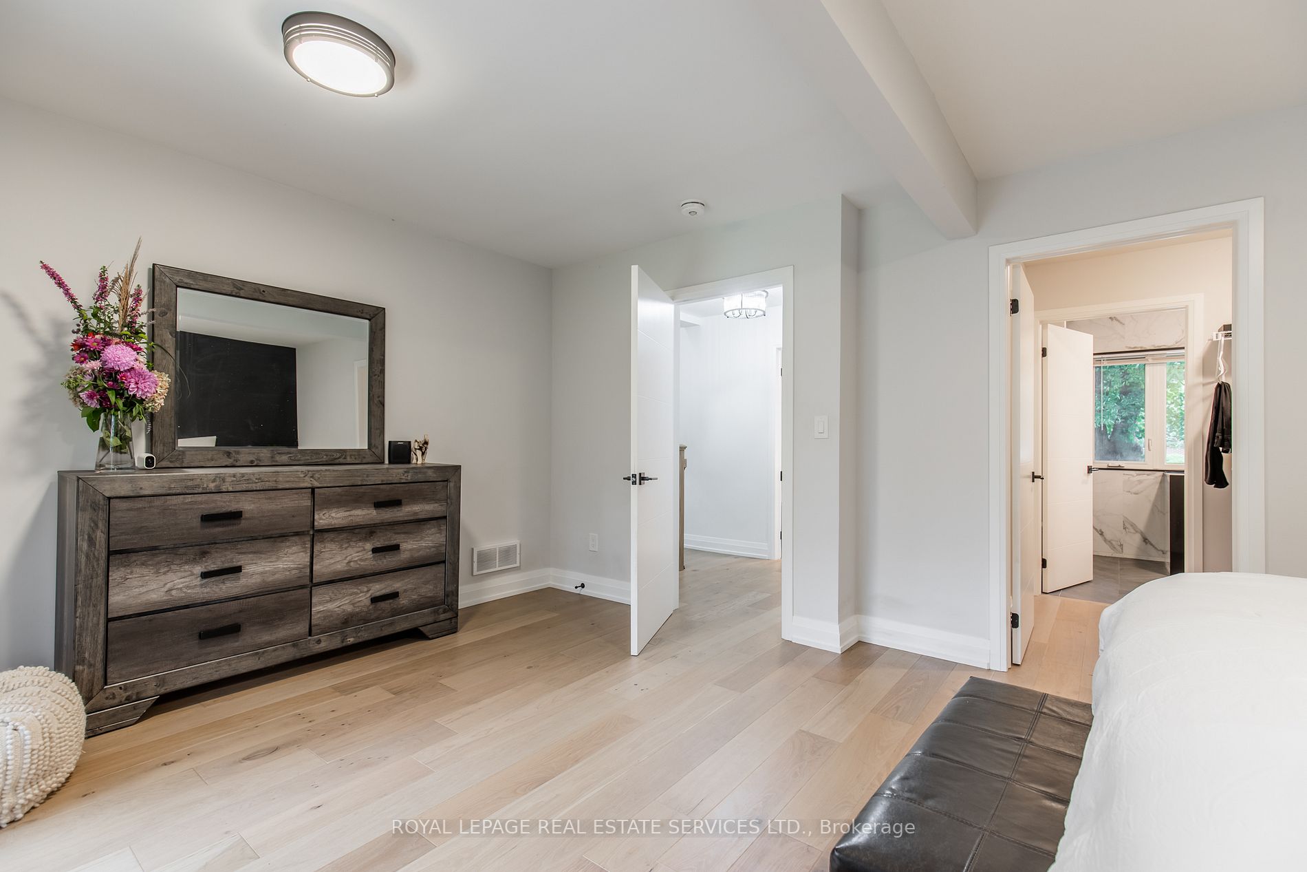 478 Beverley Dr