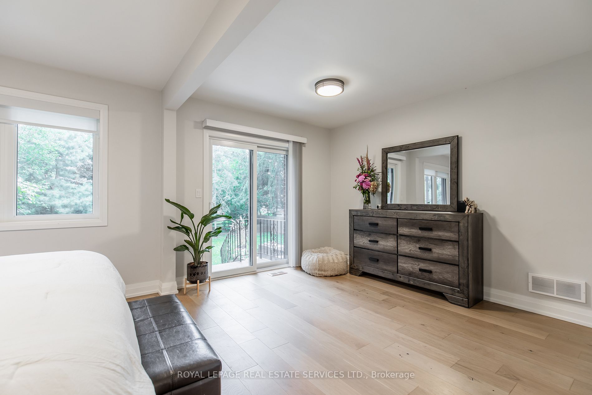 478 Beverley Dr