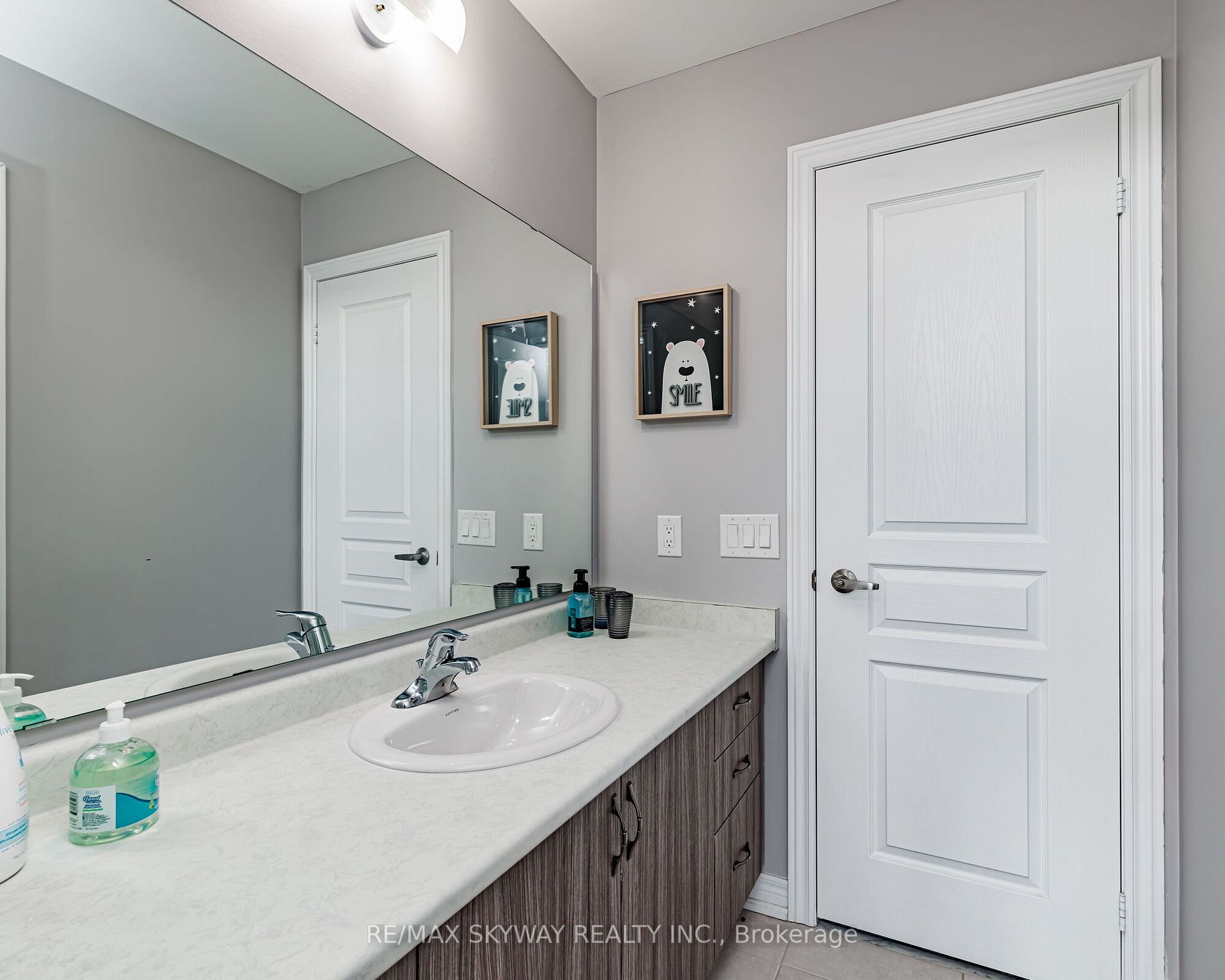 63 Blackberry Valley Crescent