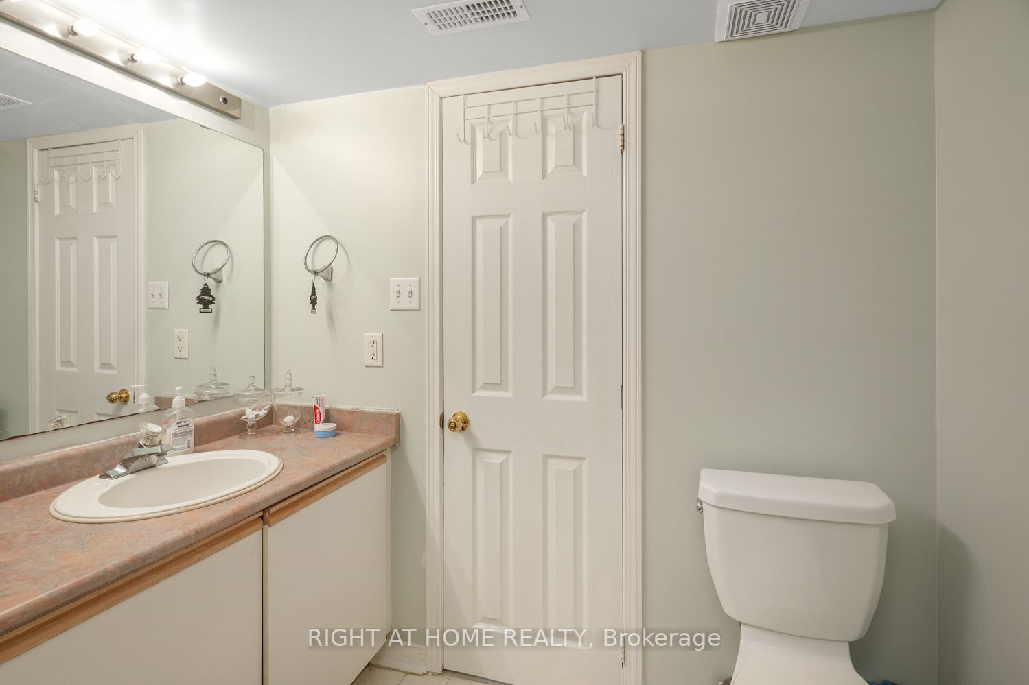 57 Brickyard Way, #67