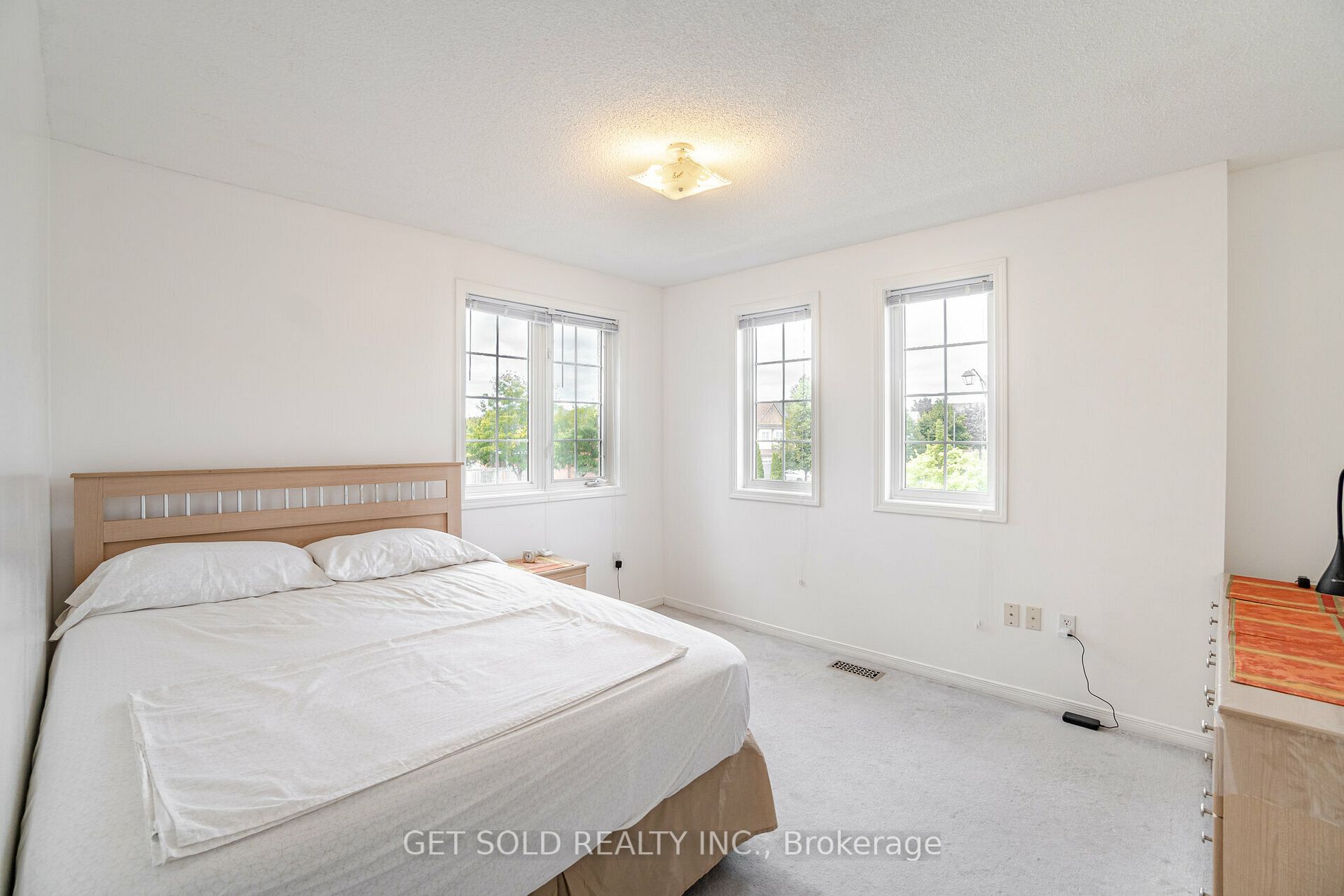 Listing W6810144 - Large Photo # 32