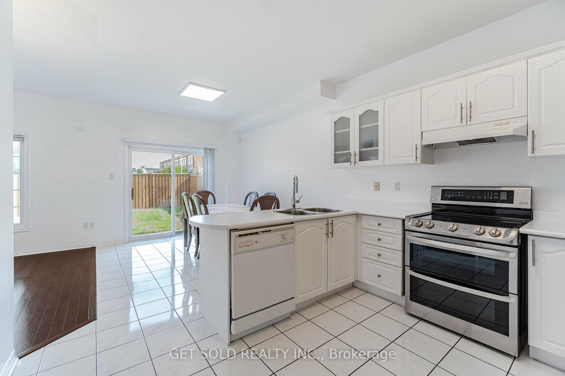 Listing W6810144 - Large Photo # 12