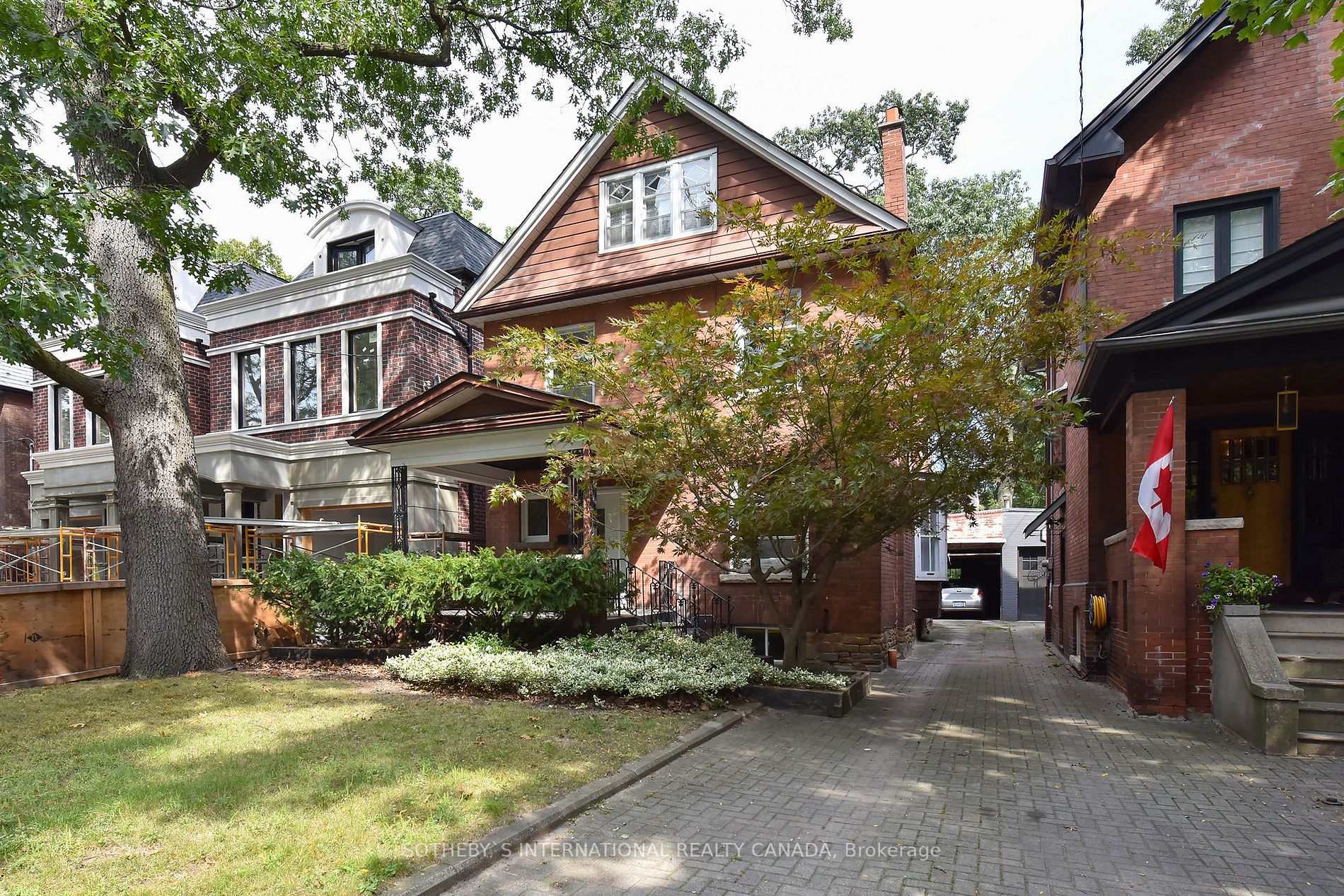 239 Evelyn Ave