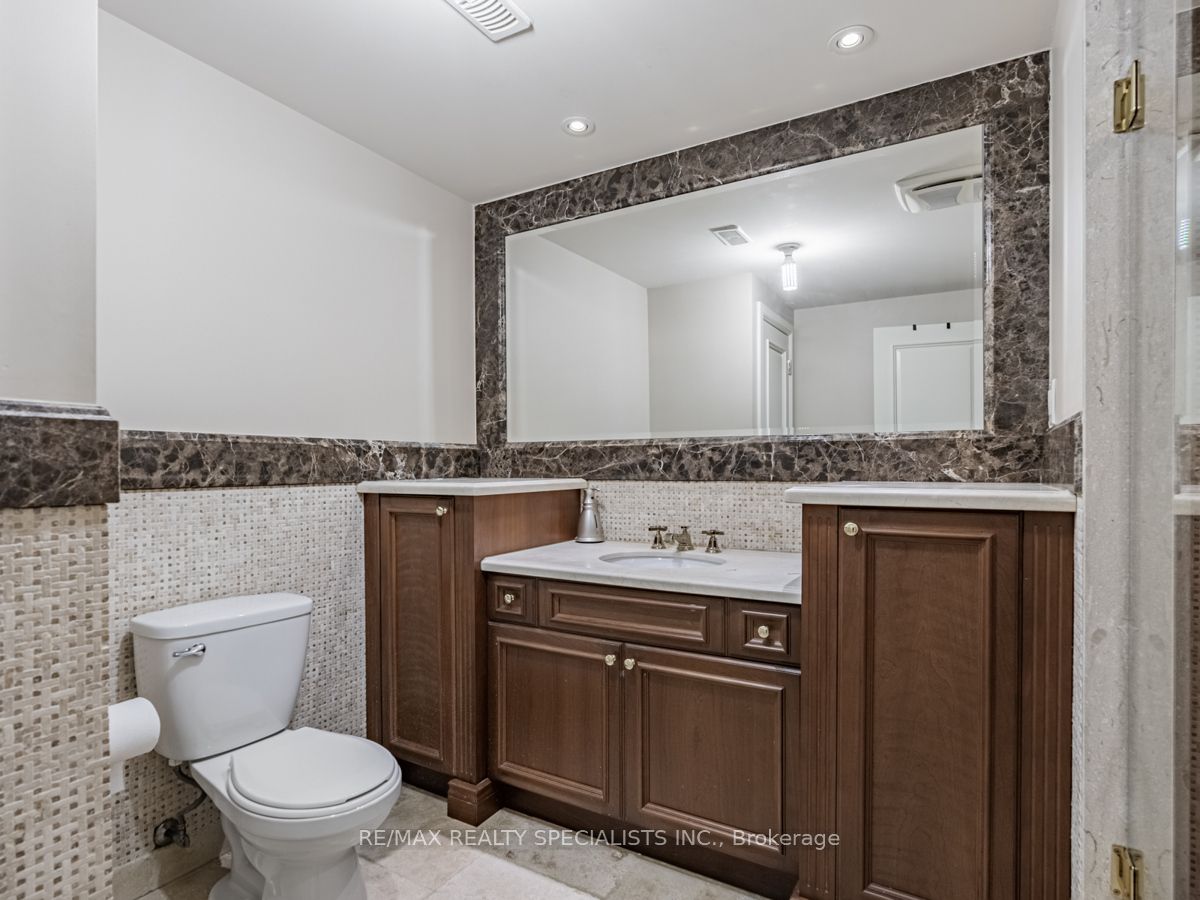 295 BELVENIA Road