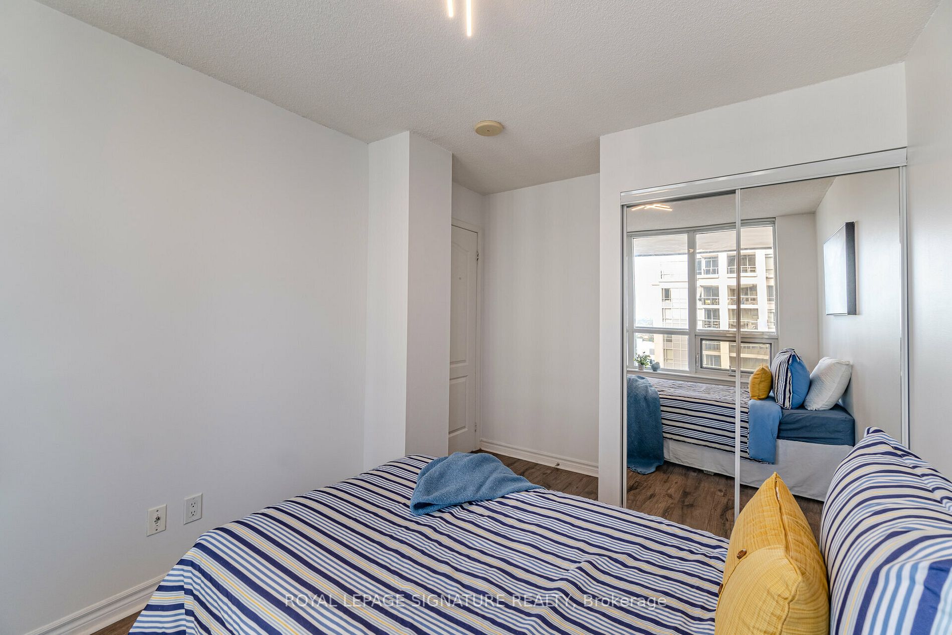4080 Living Arts Dr, #2408