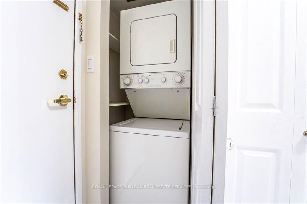 1276 Maple Crossing Boulevard, #1909