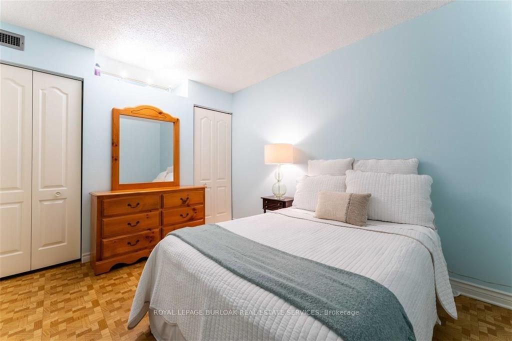 1276 Maple Crossing Boulevard, #1909