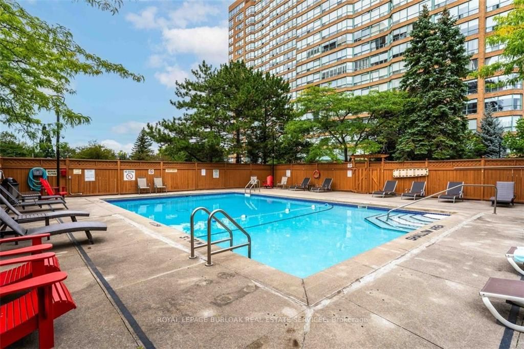 1276 Maple Crossing Boulevard, #1909