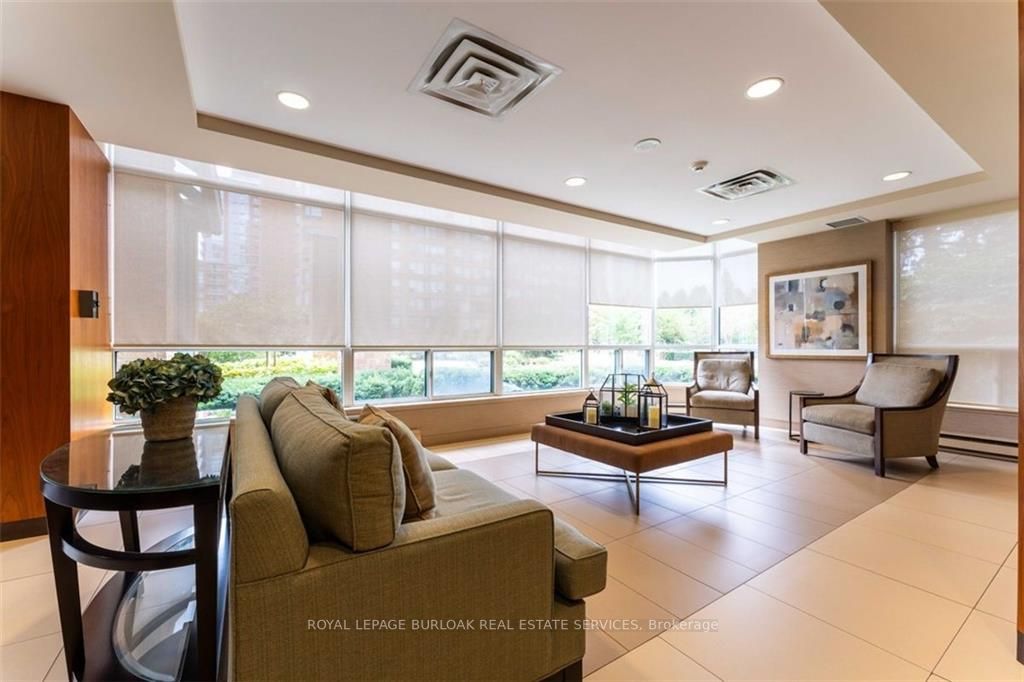1276 Maple Crossing Boulevard, #1909