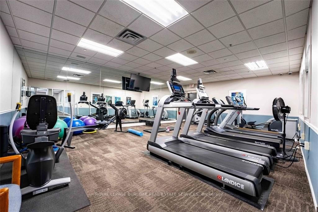 1276 Maple Crossing Boulevard, #1909