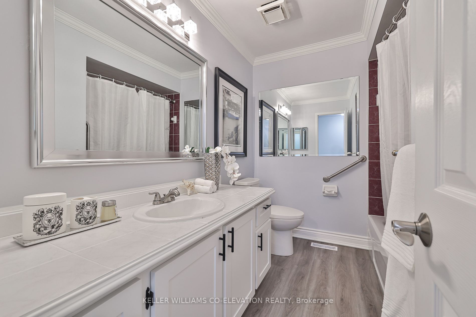 2120 Rathburn Rd E, #108