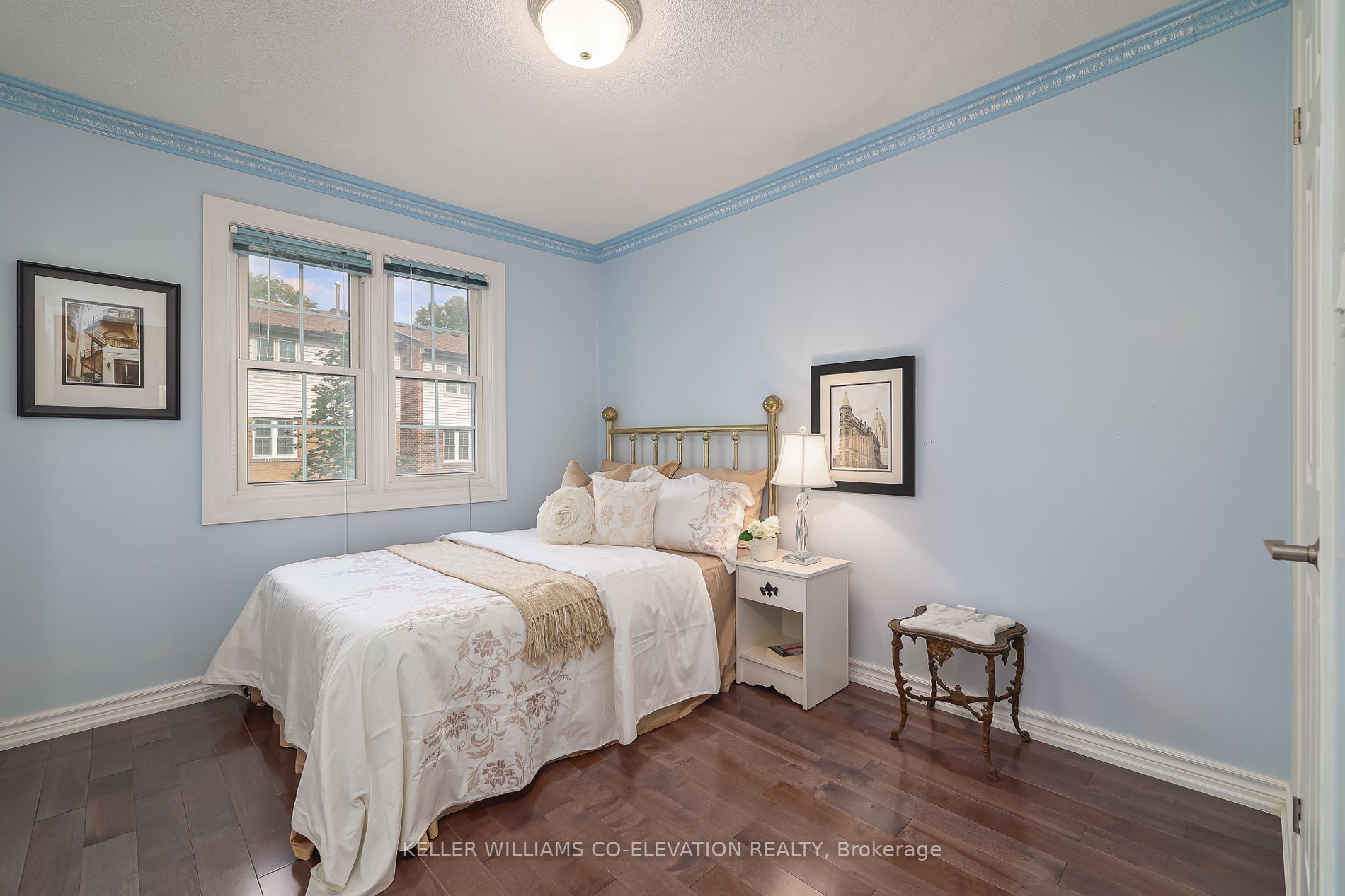 2120 Rathburn Rd E, #108