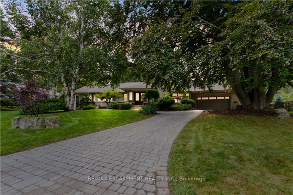 208 Tilford Rd, Oakville