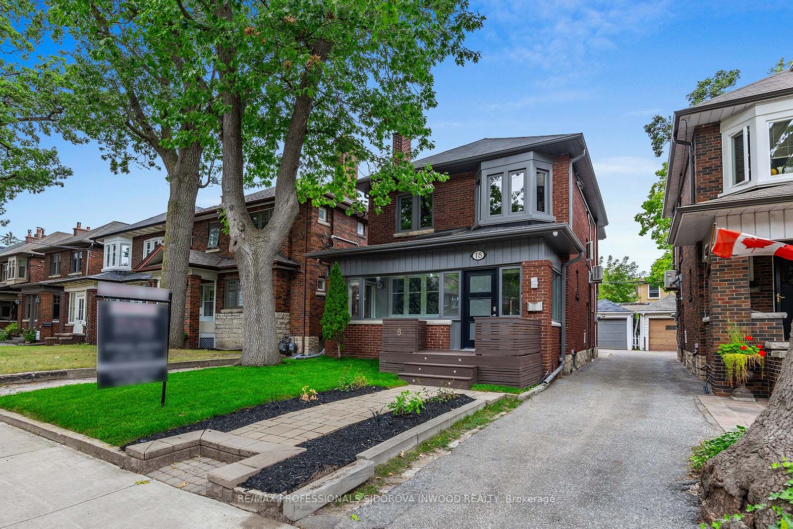 18 Humberview Rd
