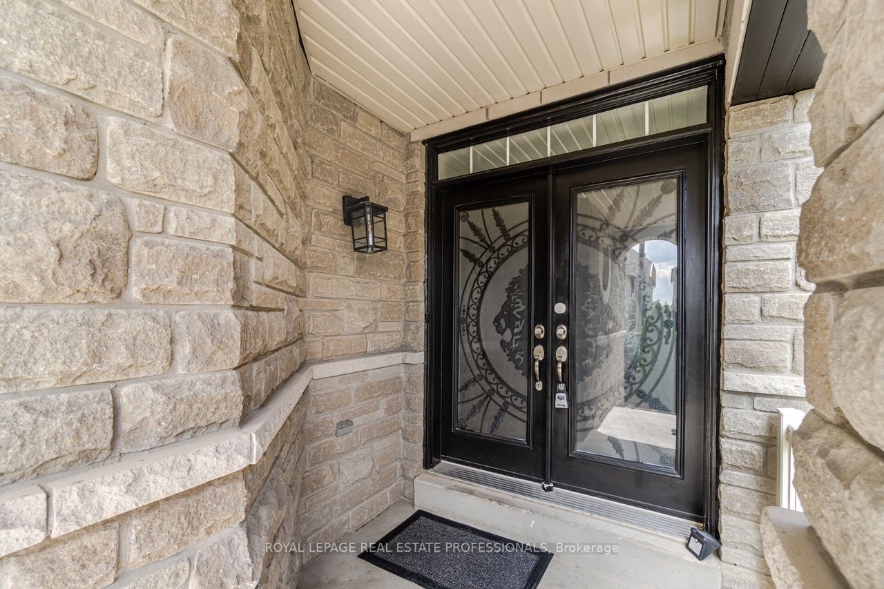Listing W6810534 - Large Photo # 3