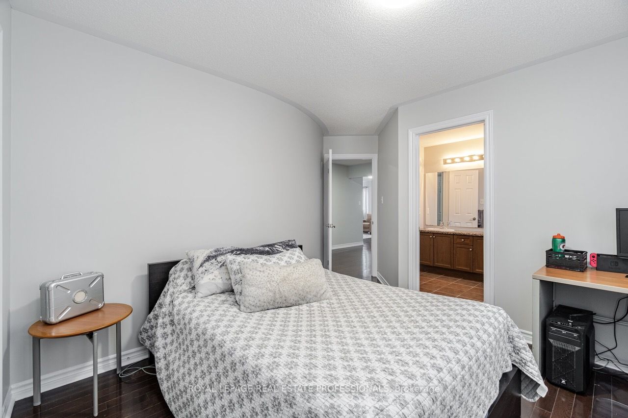 Listing W6810534 - Large Photo # 23