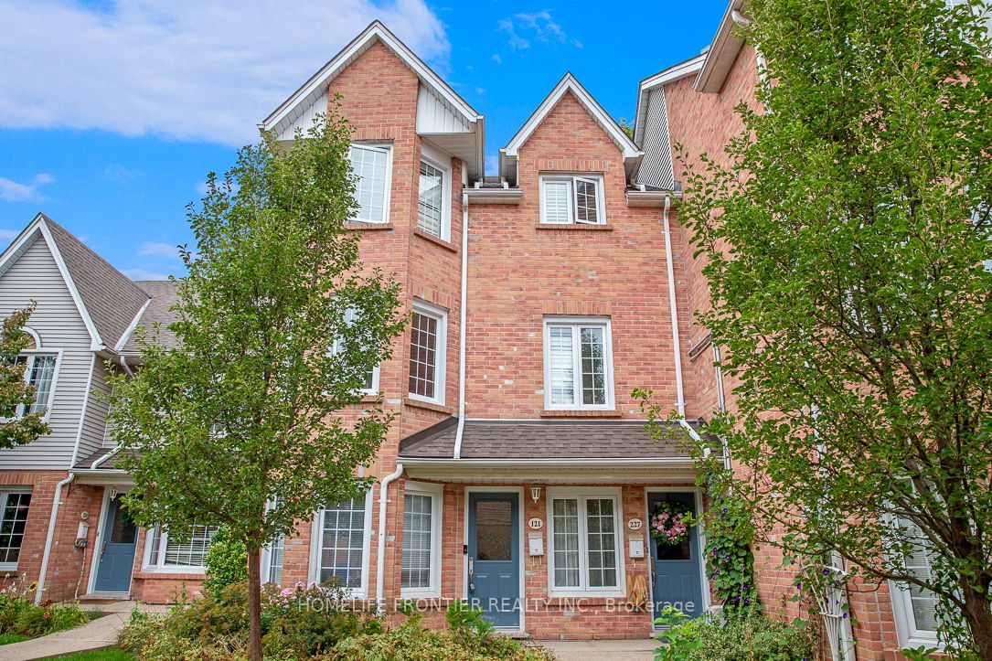 2110 Cleaver Ave, #121