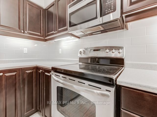 1380 Main St E, #112