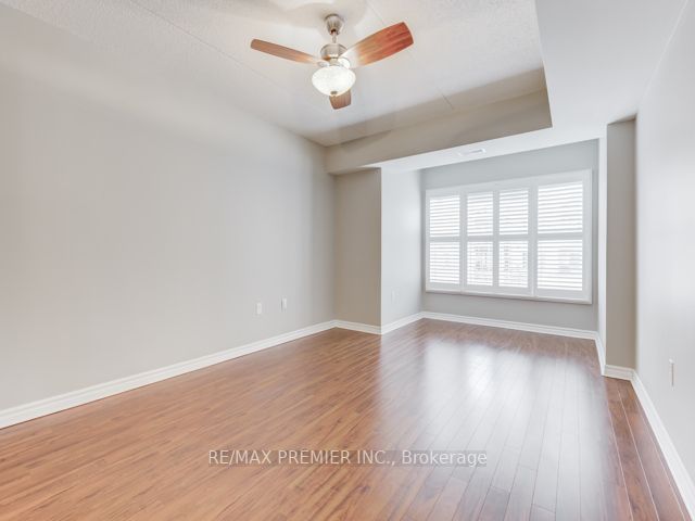 1380 Main St E, #112