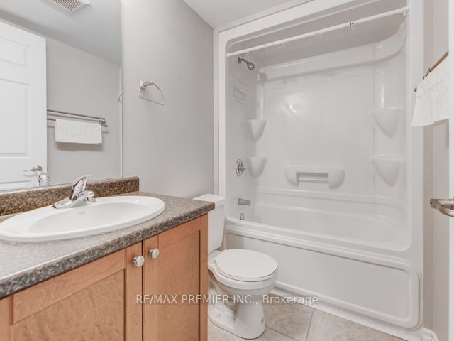 1380 Main St E, #112