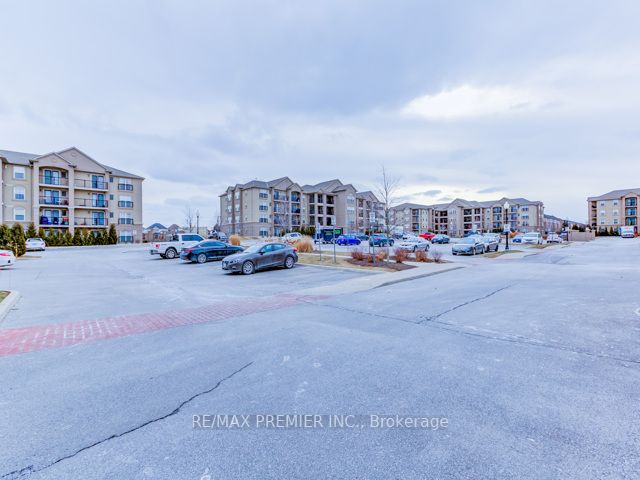 1380 Main St E, #112