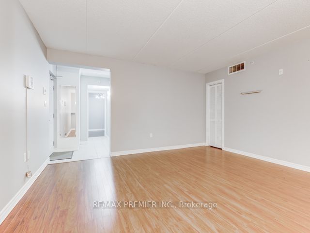 1380 Main St E, #112