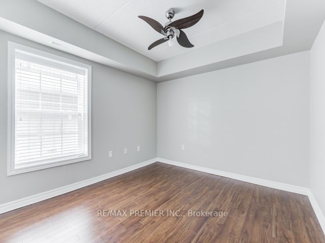1380 Main St E, #112