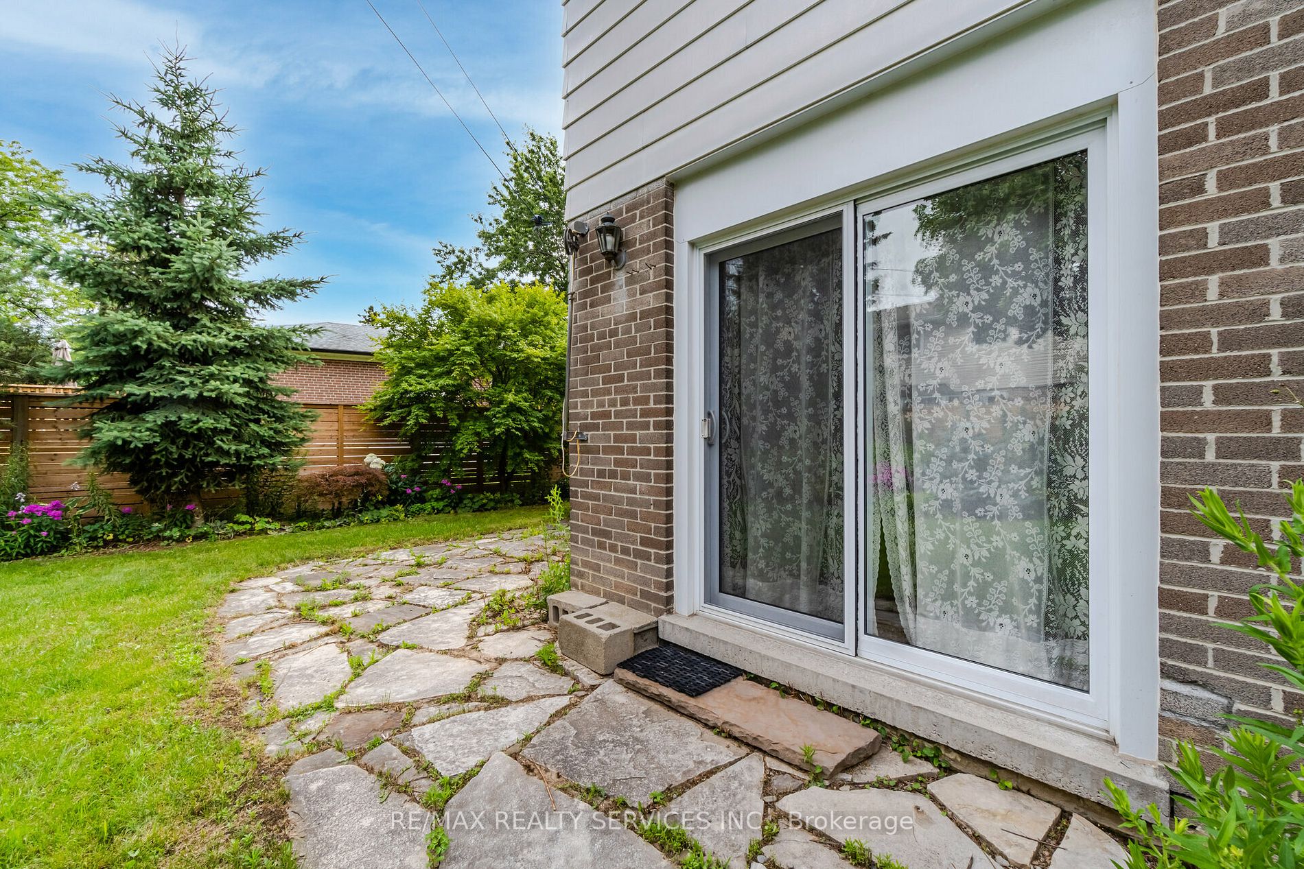 402 Bartley Bull Pkwy