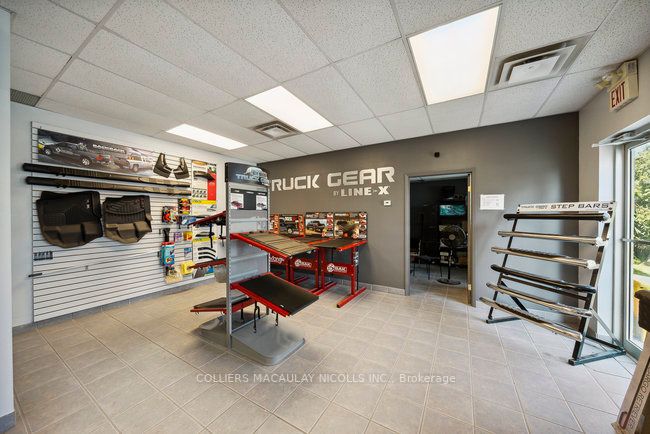 74 Healey Rd