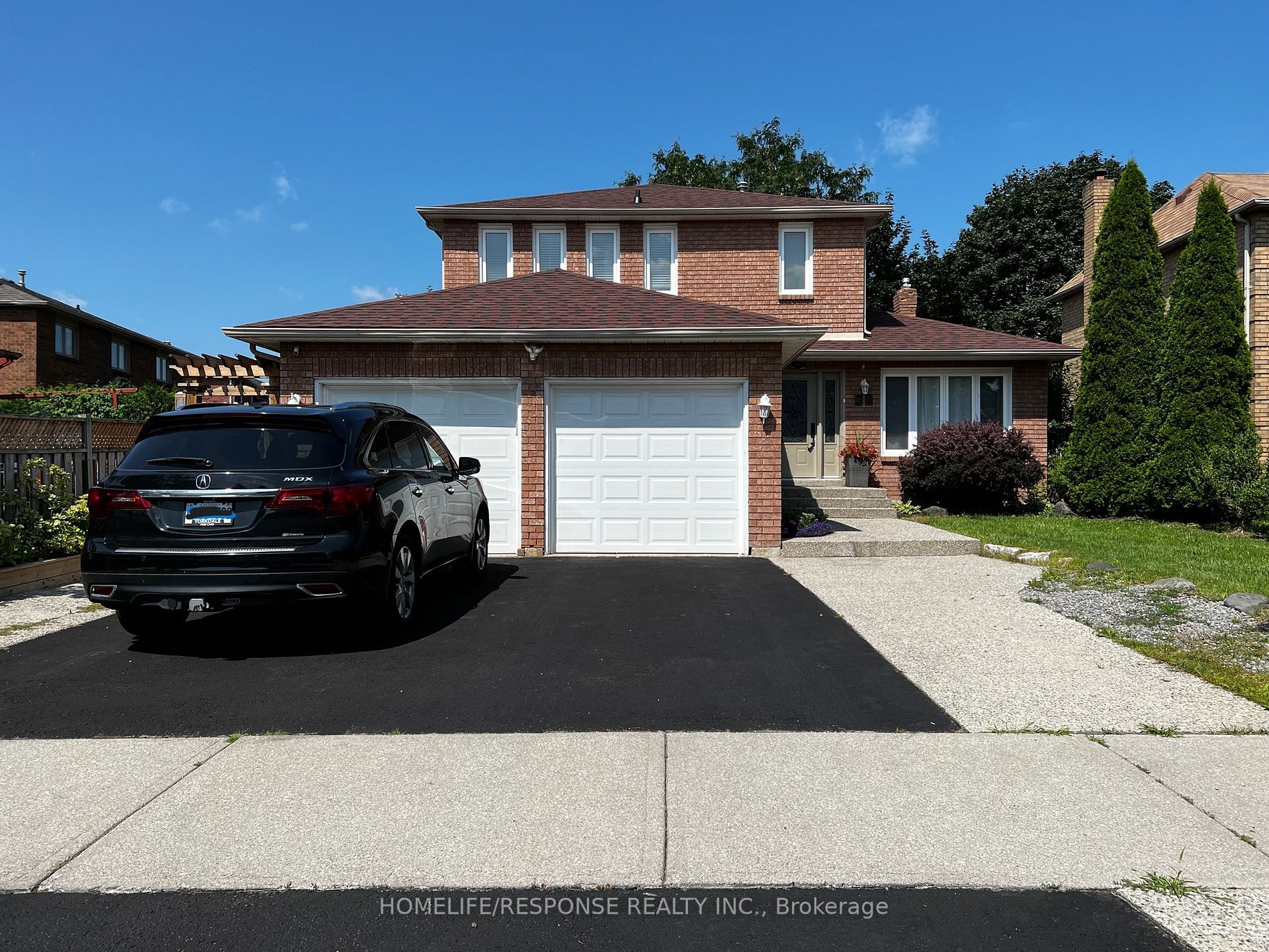 34 Bristol Ave