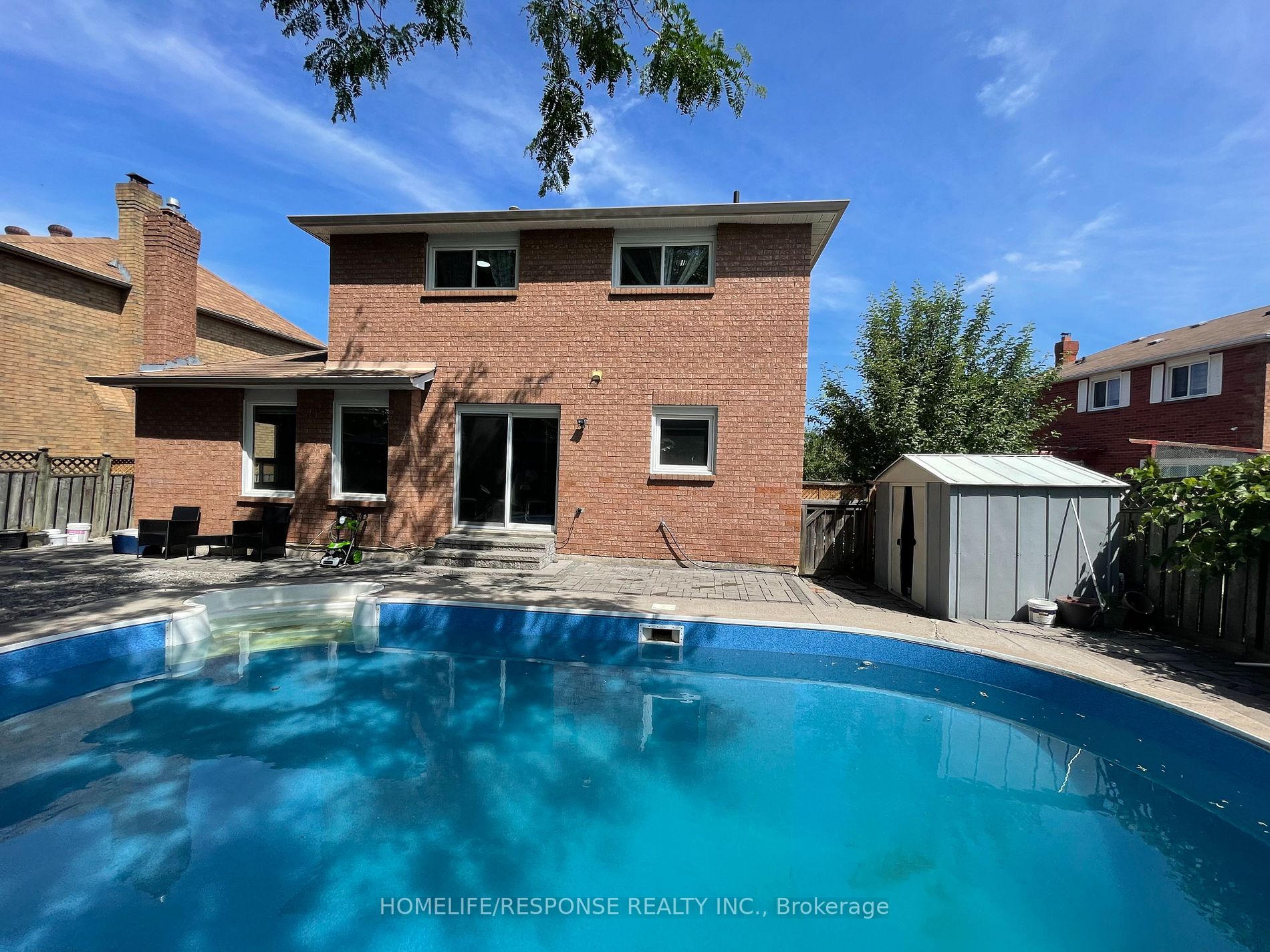 34 Bristol Ave
