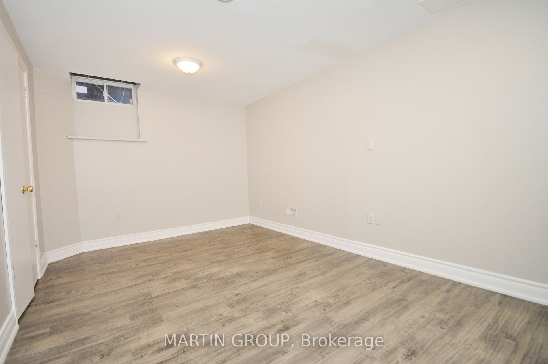 5629 Evelyn Lane