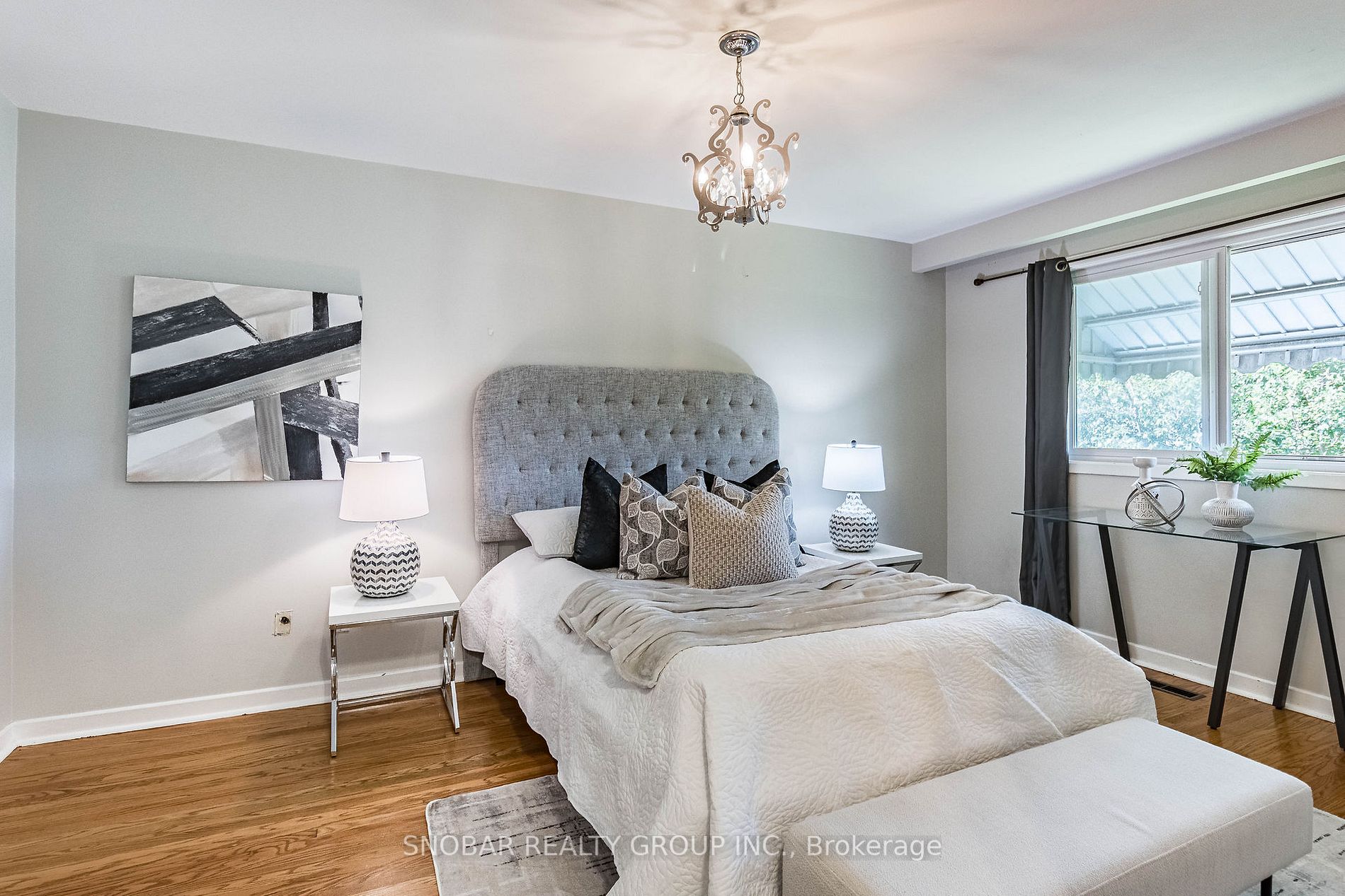1277 Fairdale Dr