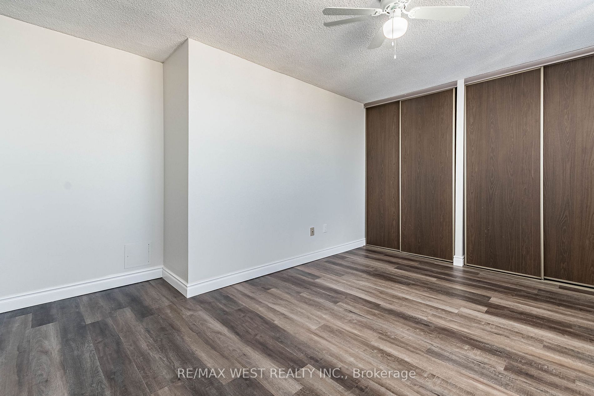 Listing W6811110 - Large Photo # 16