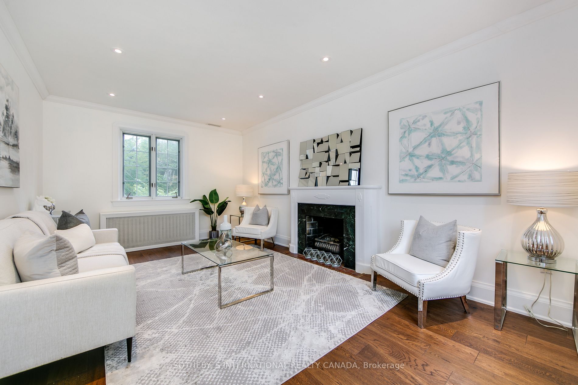 33 Superior Ave