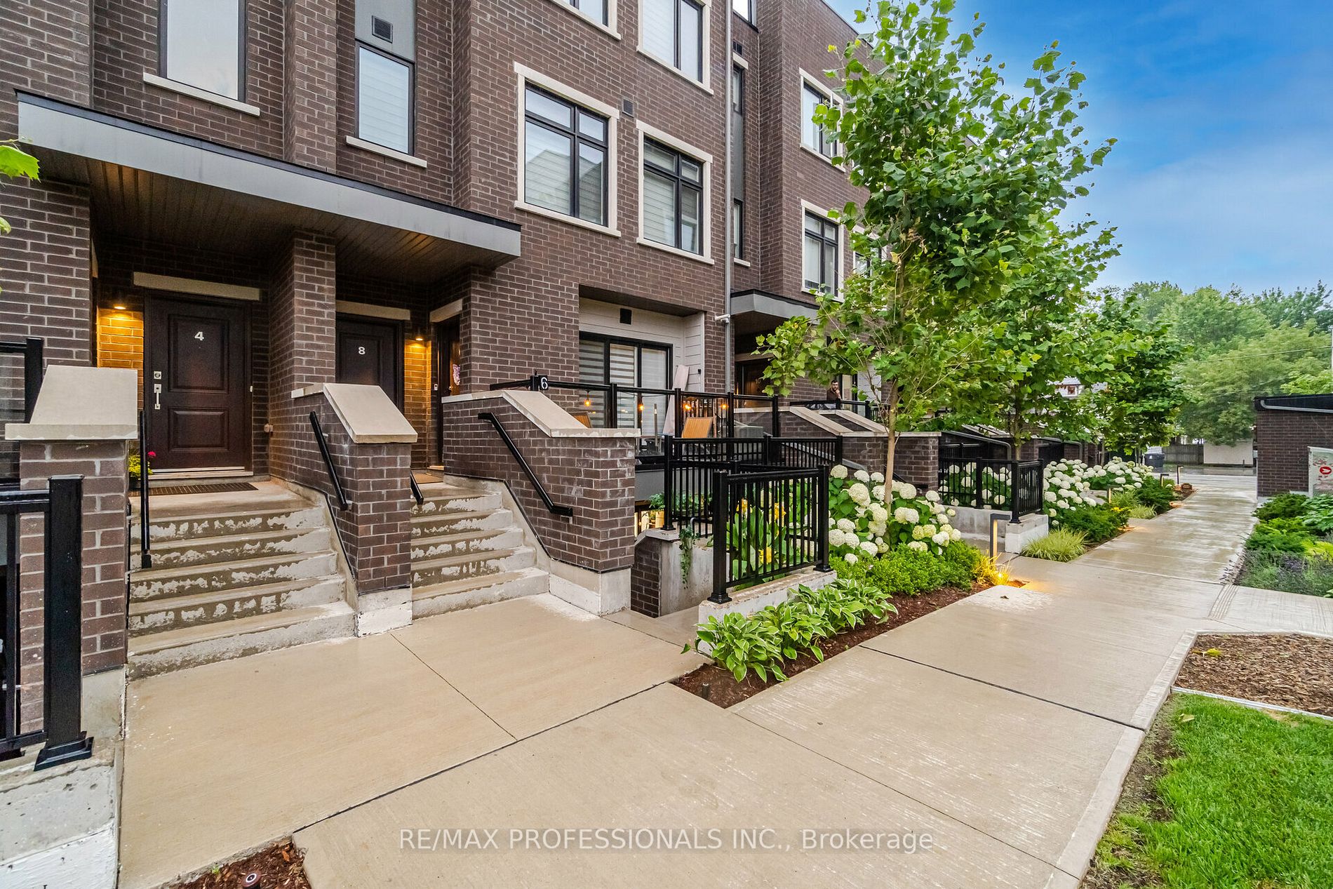 66 Long Branch Ave, #Th 5