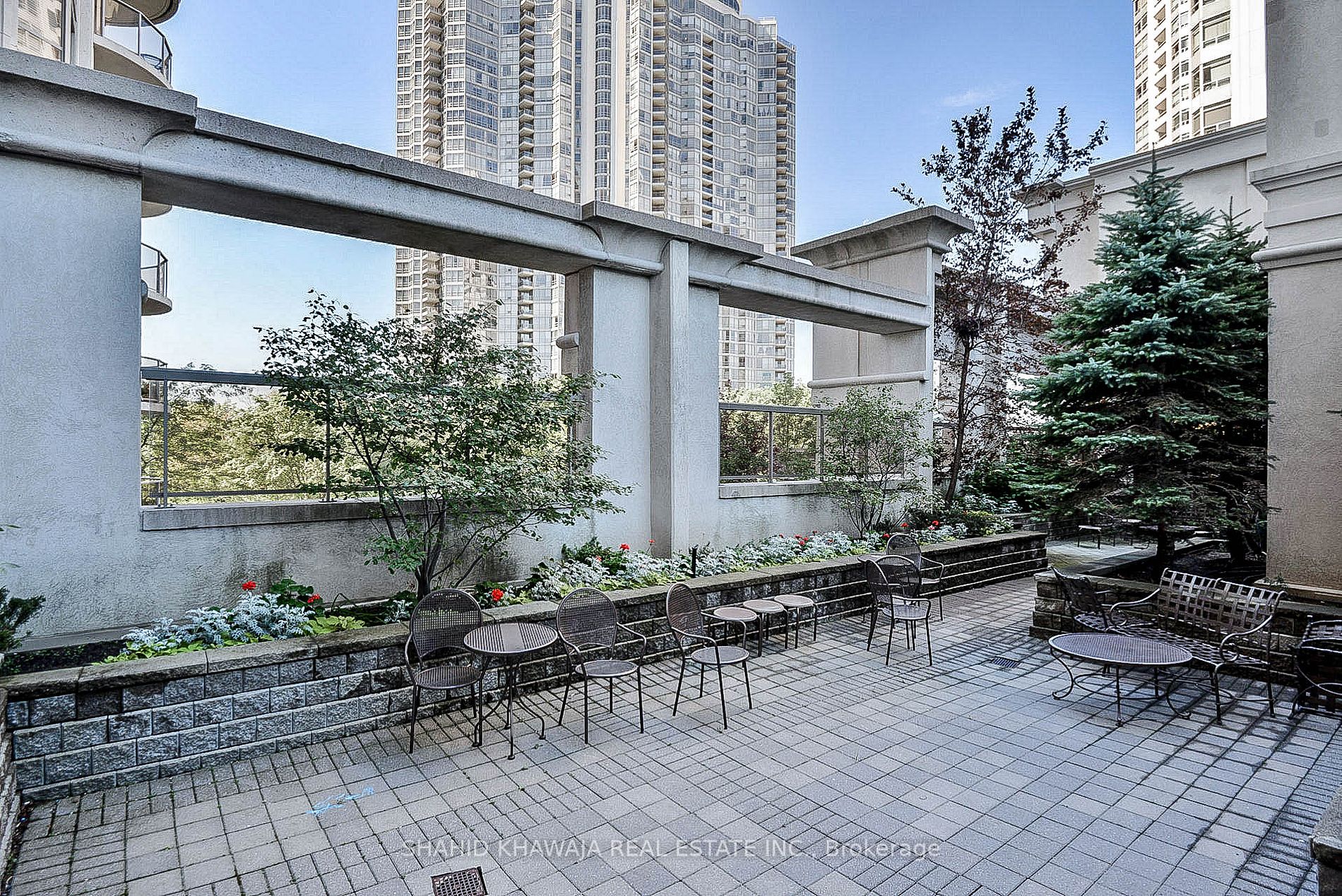 35 Kingsbridge Garden Circ, #1612