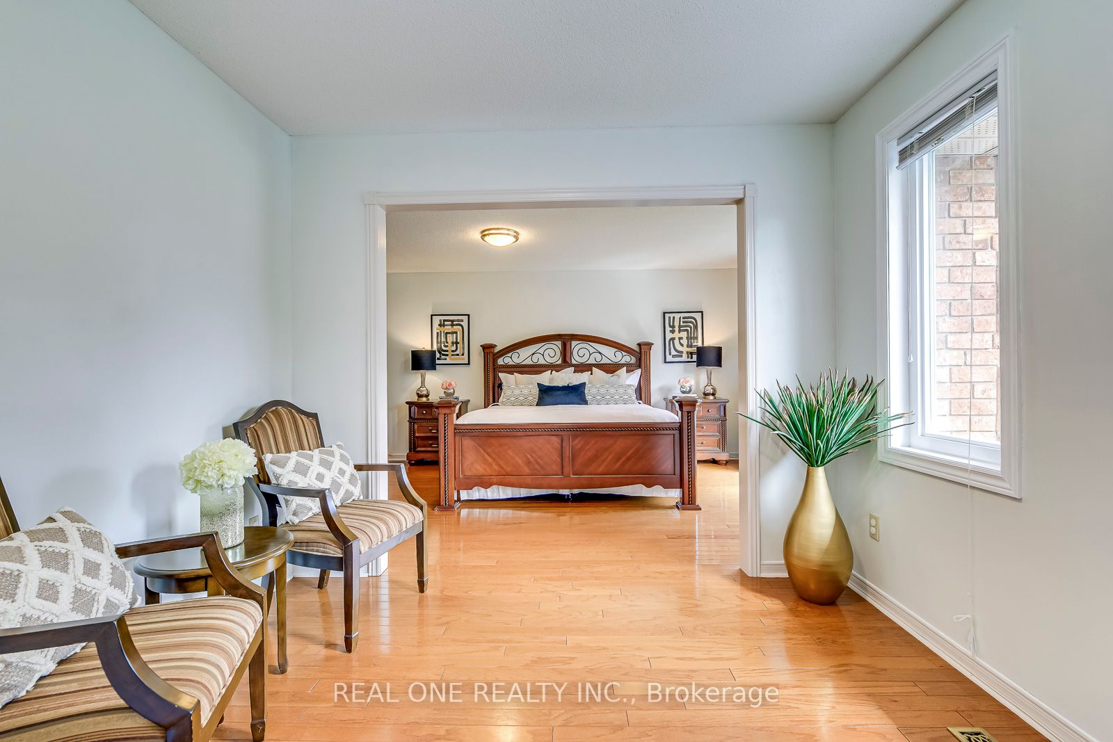 1276 Sir David Drive