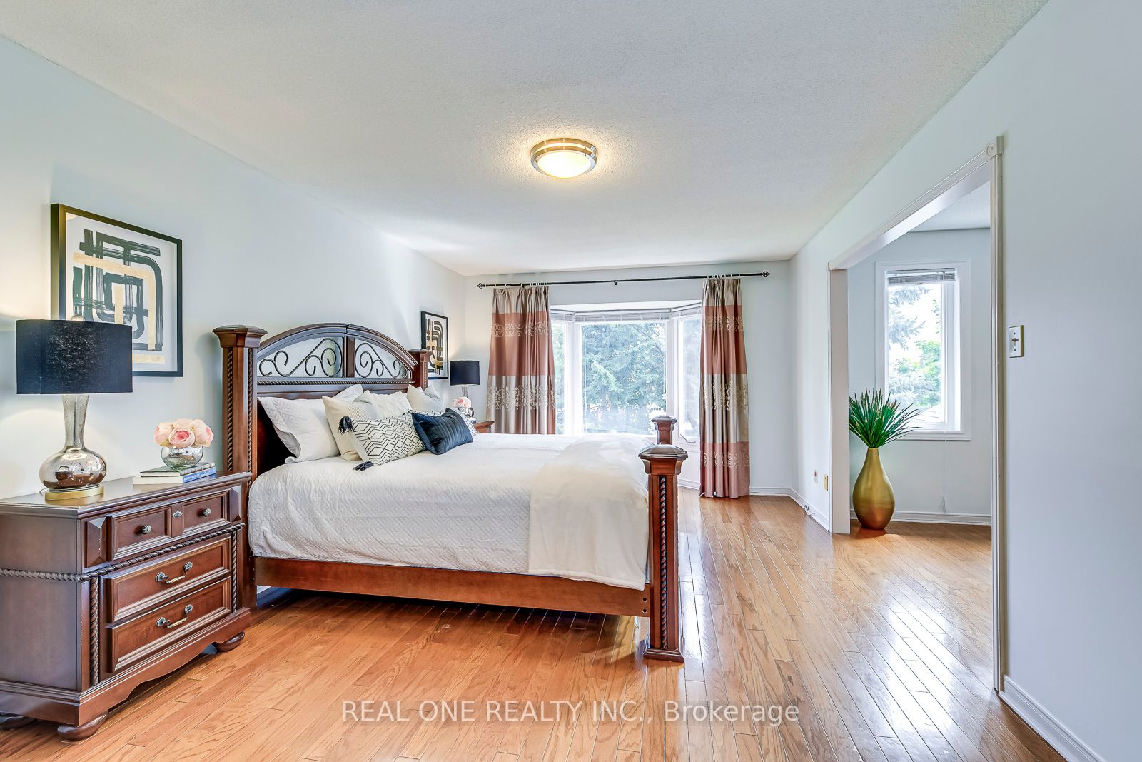 1276 Sir David Drive