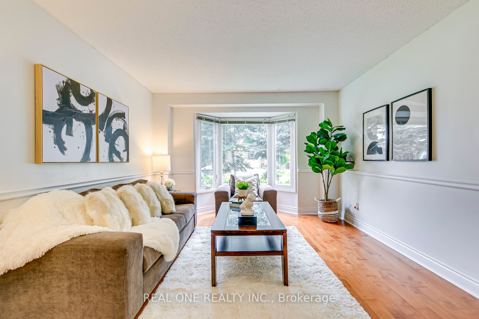 1276 Sir David Drive