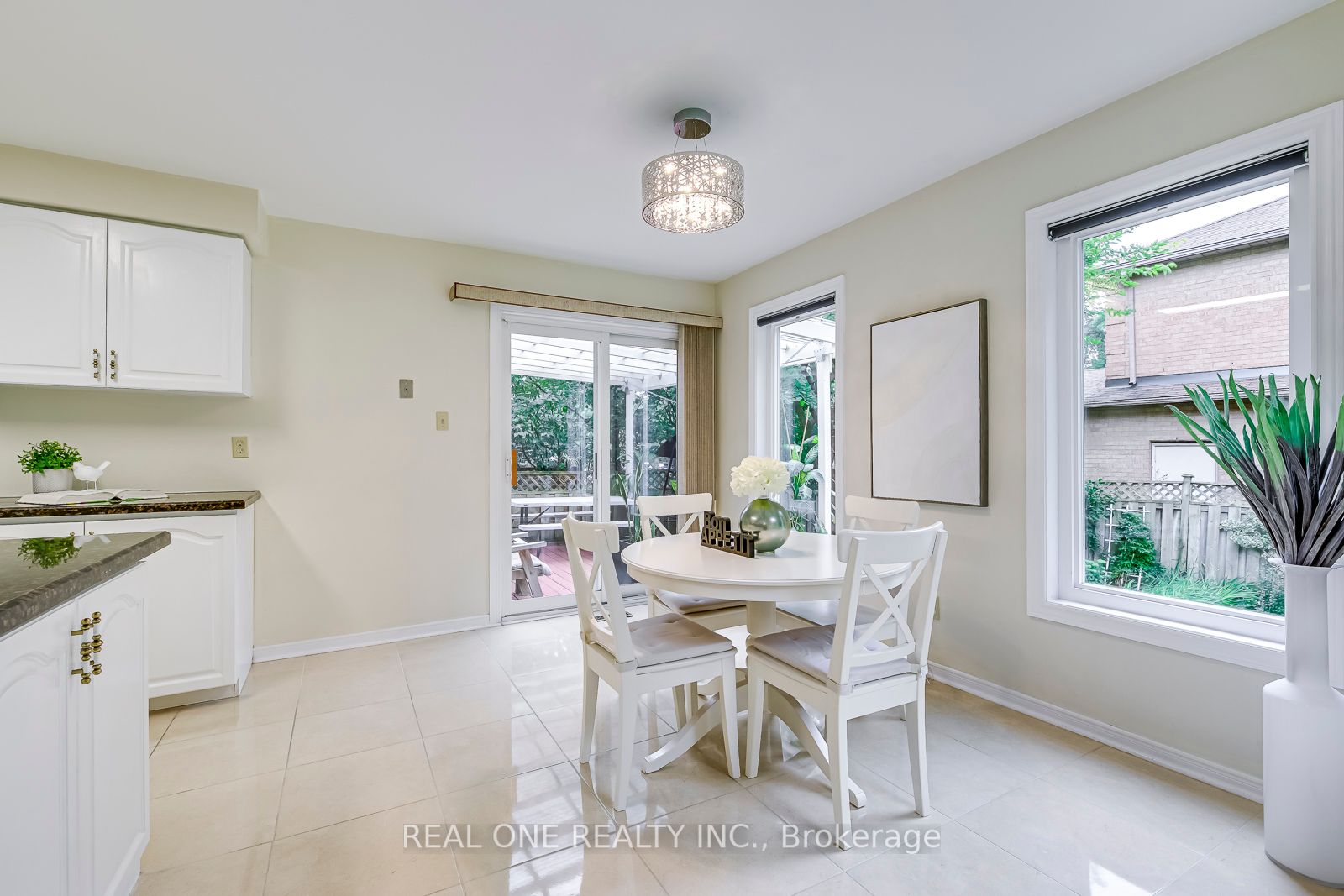 1276 Sir David Drive