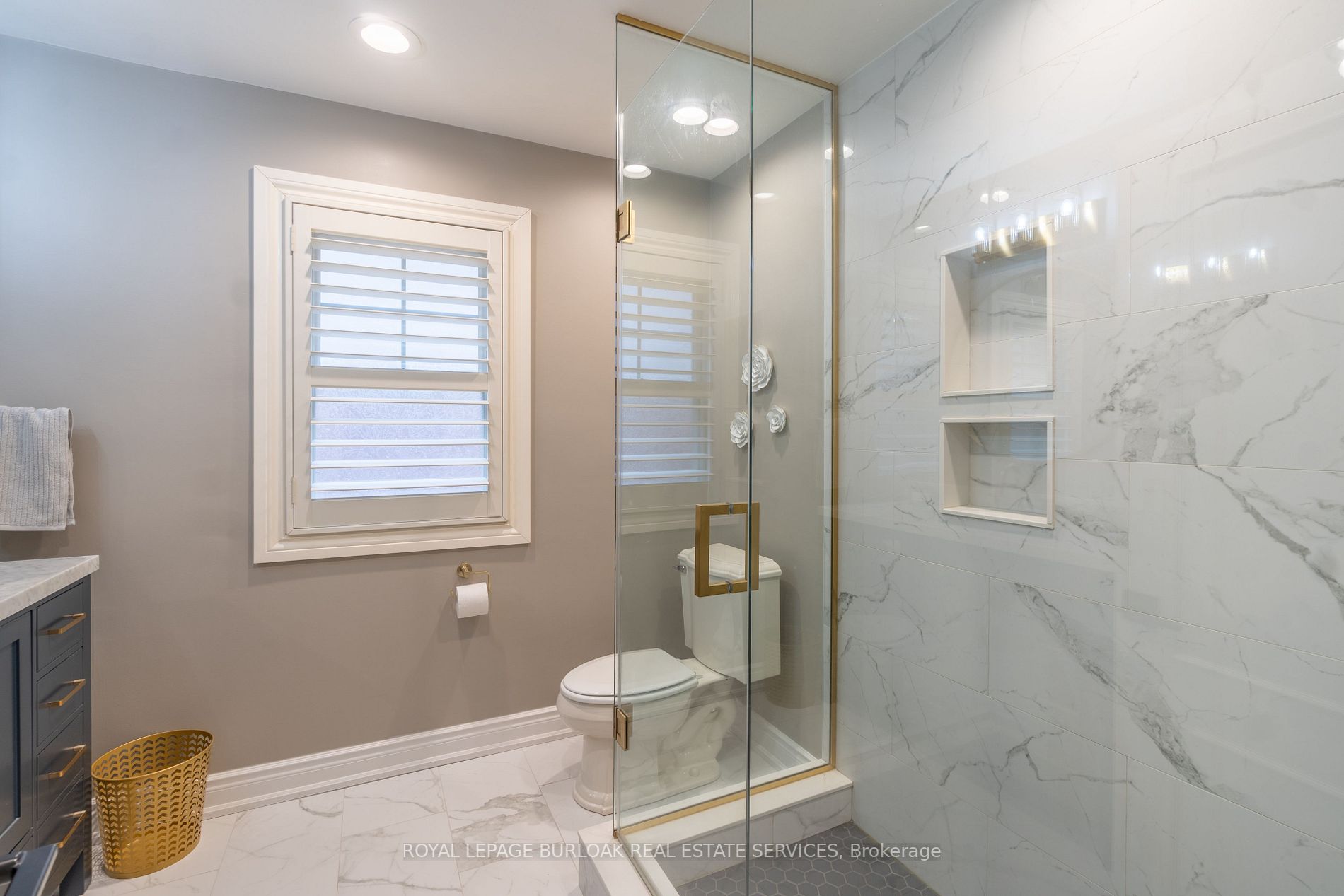 2113 Gary Cres, Burlington